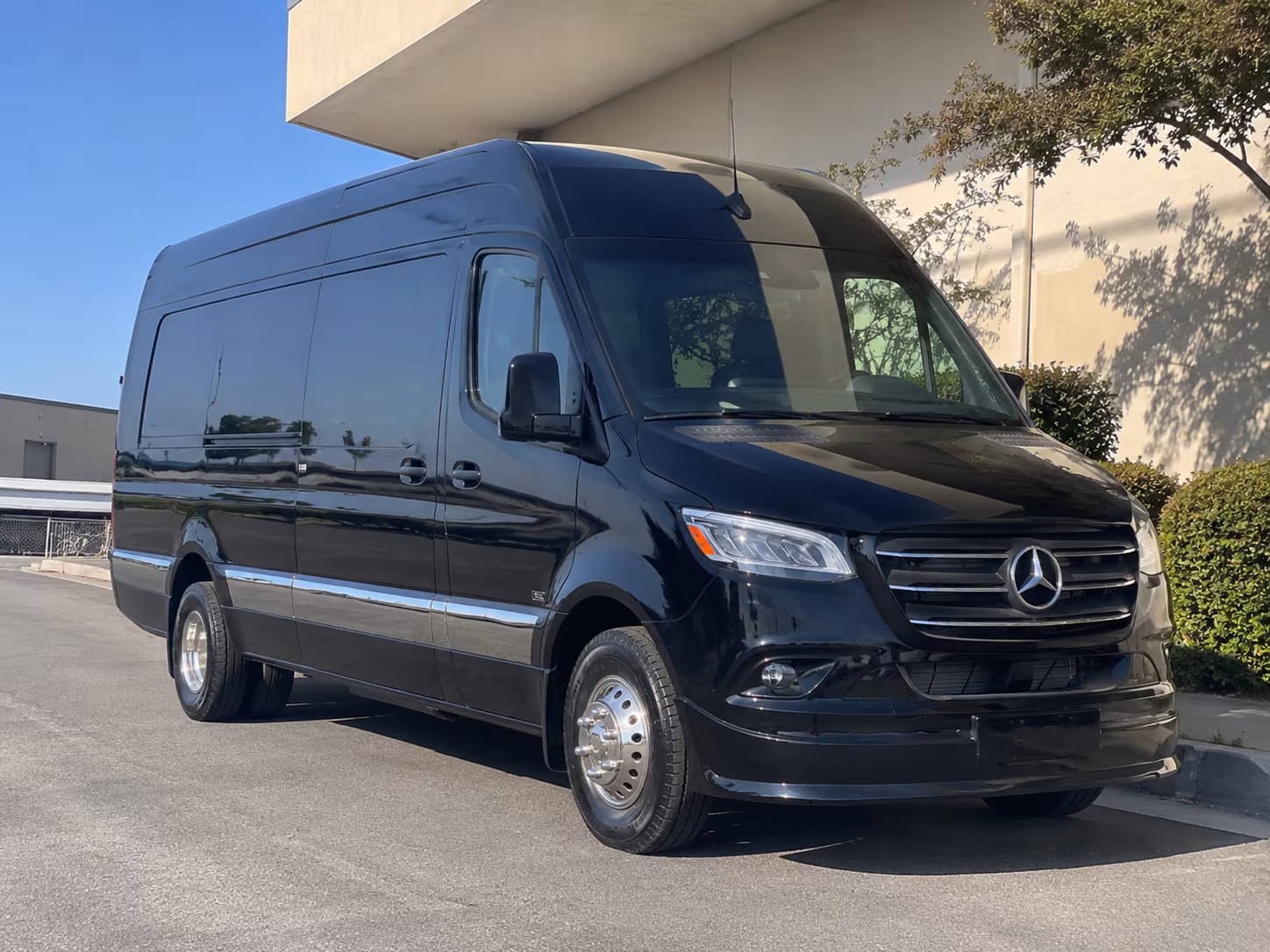 bus rental options for gresham trips