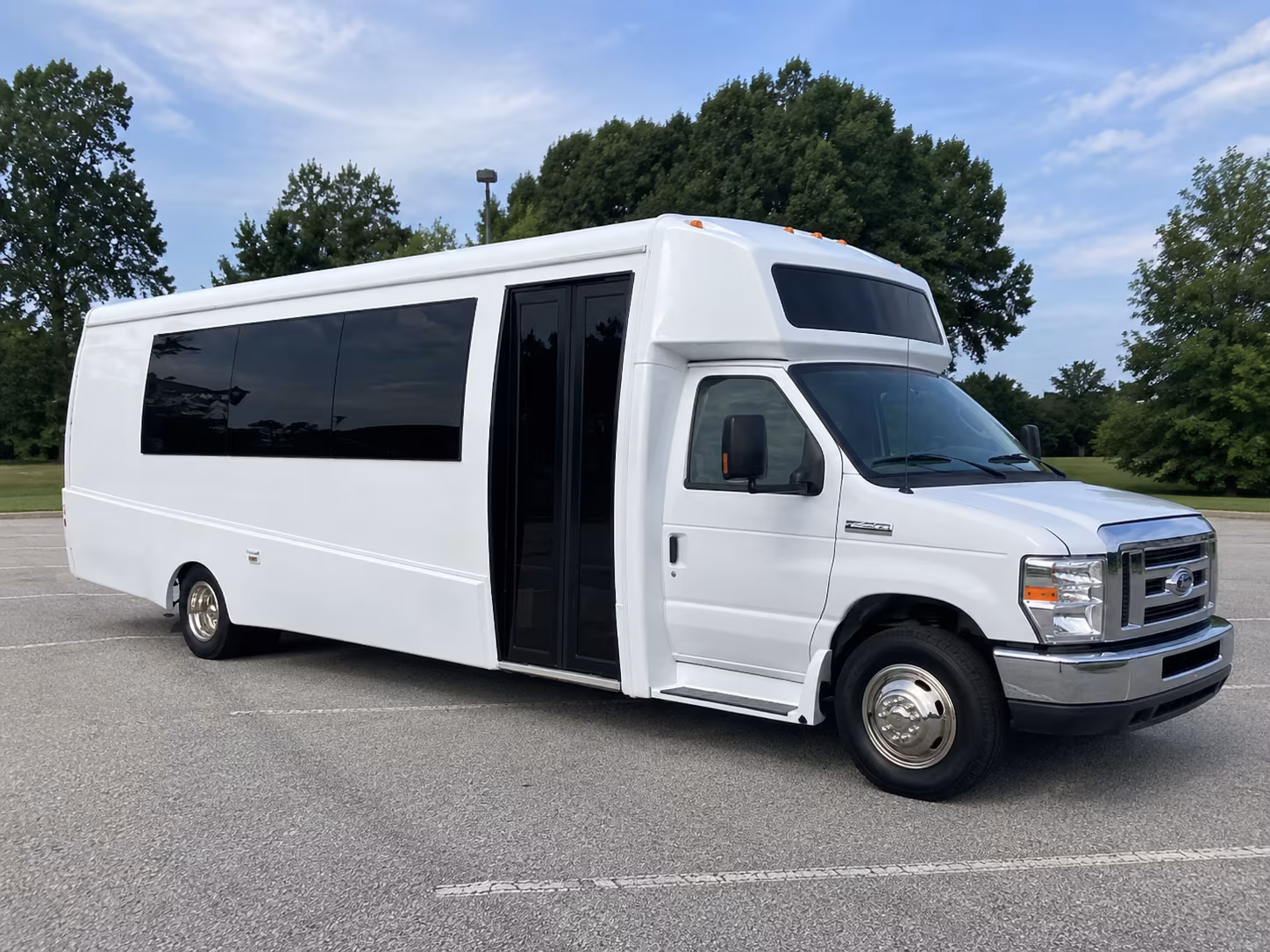 gresham 18 passenger party bus
