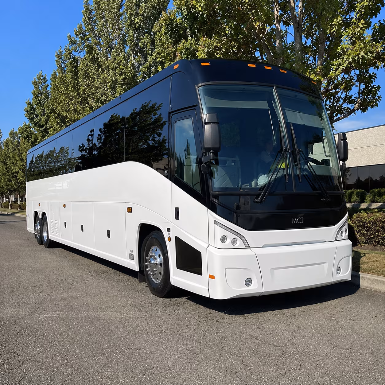gresham 50 passenger charter bus