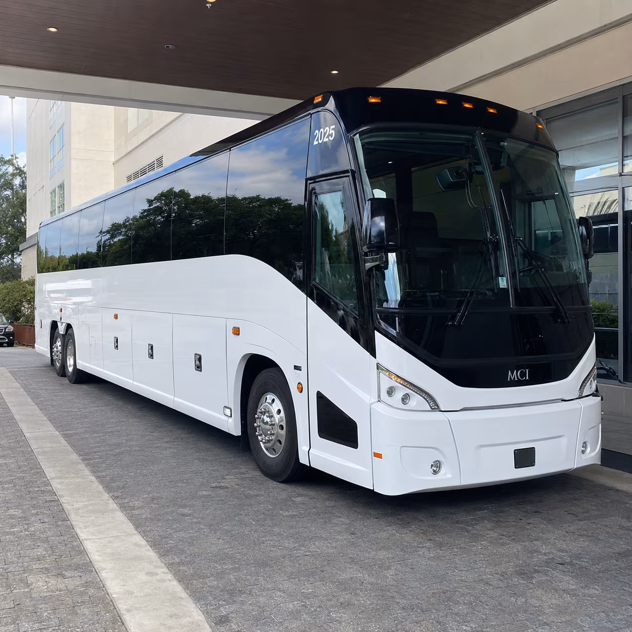 gresham 54 passenger charter bus