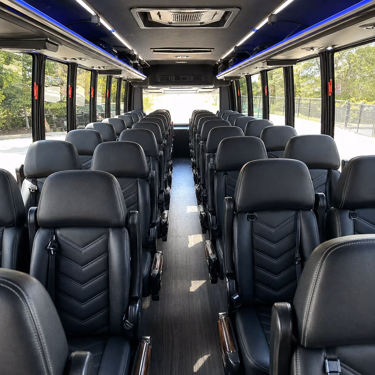 minibus wine tours to the willamette valley from gresham