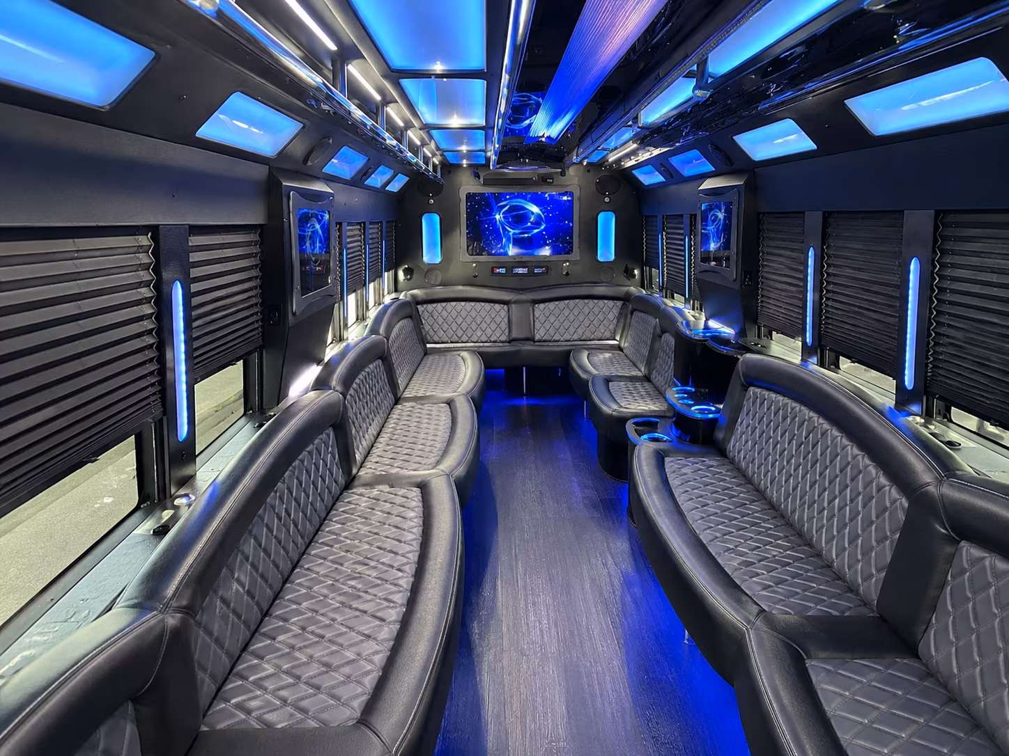 party buses for bachelorette wine tours through the columbia river gorge